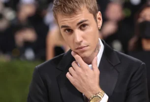 Bieber acerta dívida milionária com empresário e encerra parceria de mais de 15 anos