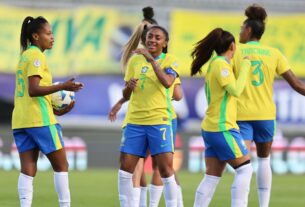 Liderada por Kerolin, seleção goleia Bolívia na Copa América