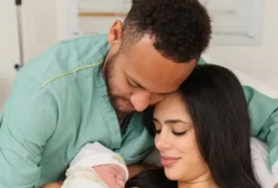 Neymar e Bruna Biancardi publicam foto com a filha Mel e famosos celebram
