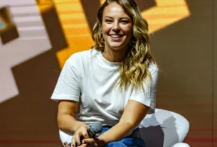 Paolla Oliveira diz que verdadeira cena do 'mambo caliente' não foi ao ar em 'Vale Tudo'