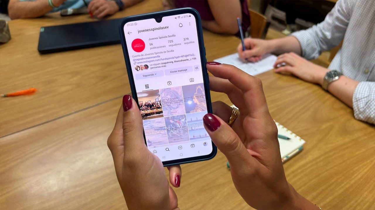 "Spínola Solidária": jovens de ONG internacional chegam ao Brasil pelas redes sociais