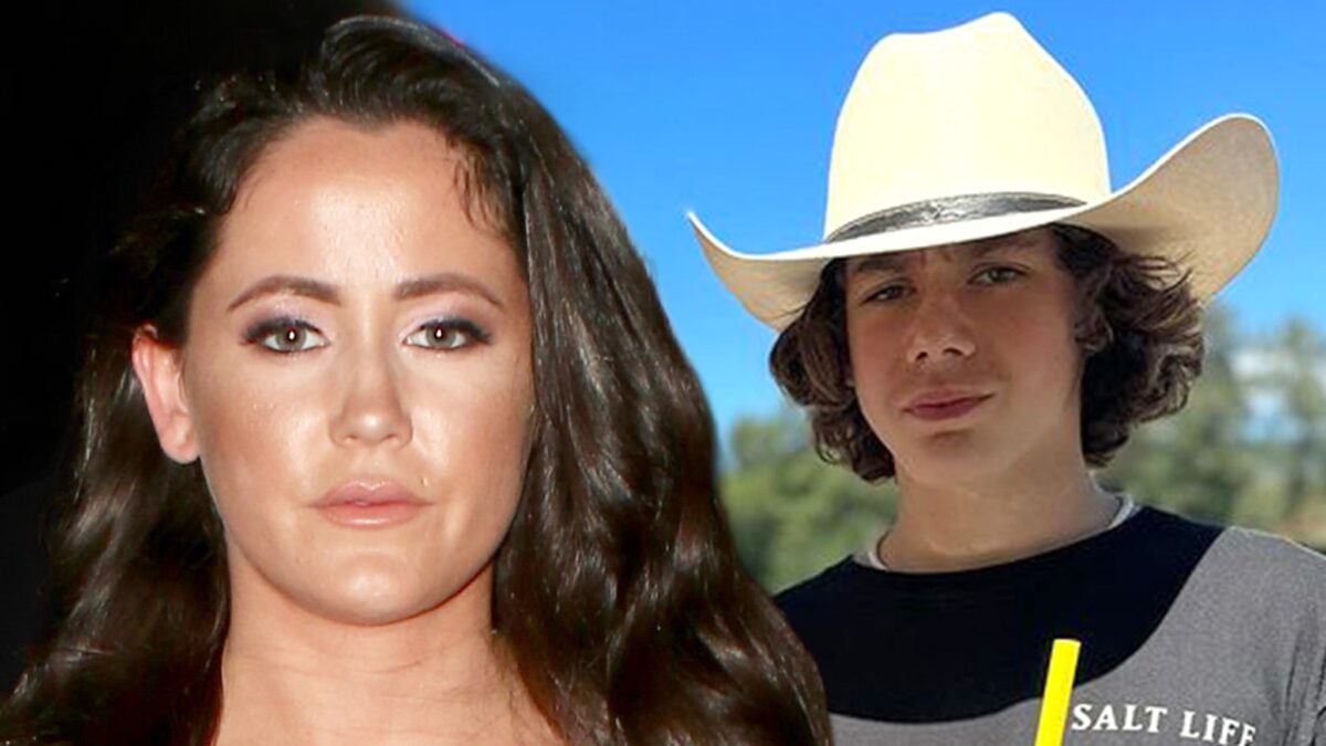 A estrela da 'mãe adolescente' Jenelle Evans reage ao filho Jace se mudando