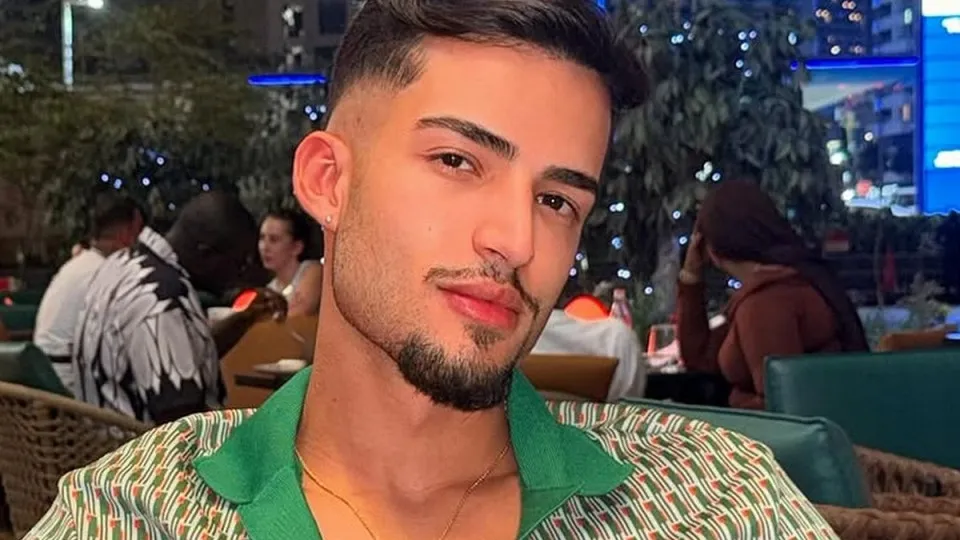 ATOR PORNô Ryan Silveira Está Consciente, Diz Mão; Amigo Morreu Em Acidente