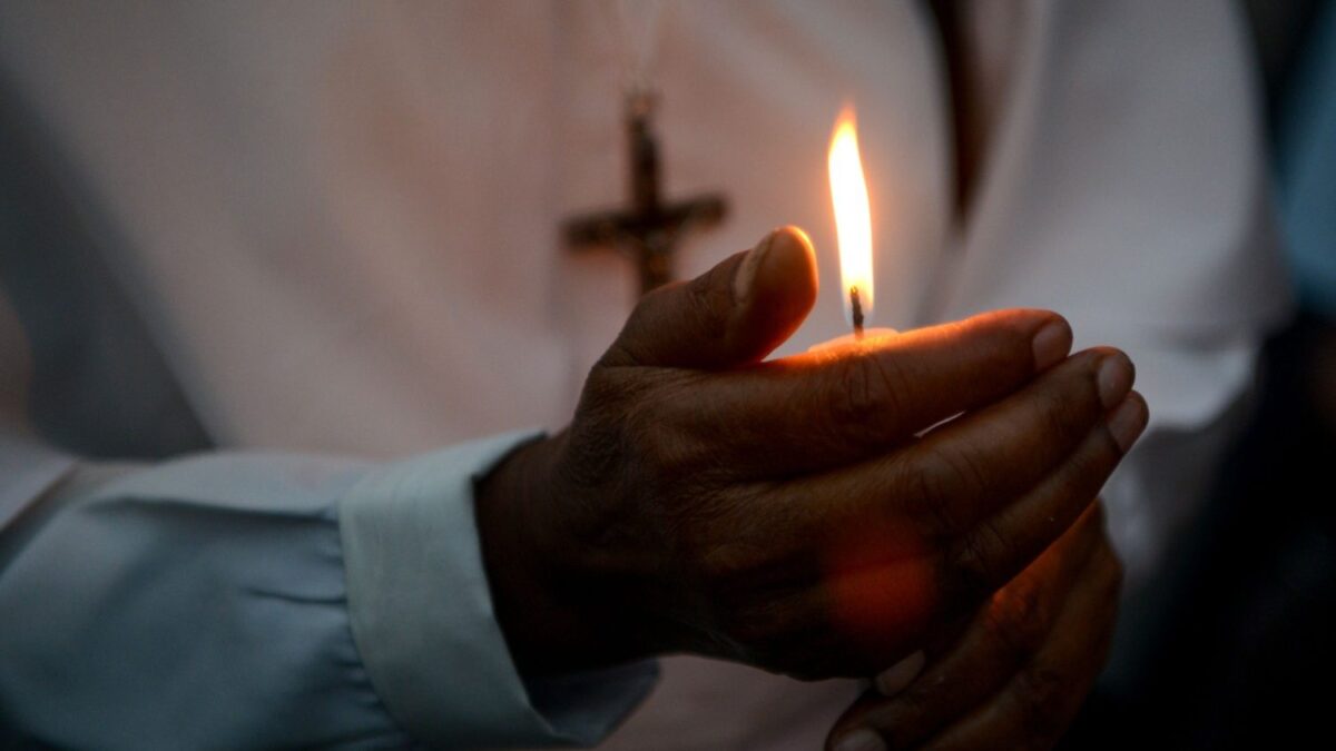 Acusados de conversões, sacerdotes, religiosas e catequista são agredidos na Índia