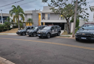Alvo destruiu celular durante buscas em investigação de plano do PCC para matar promotor em Campinas