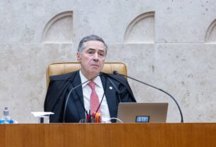 Barroso defende STF de críticas sobre ditadura no Judiciário durante visita a MT