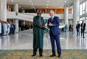 Brasil e Nigéria apostam no livre comércio no momento em que 'ressurgem protecionismo e unilateralismo', diz Lula