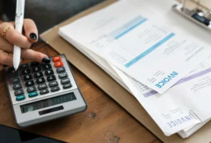 Brasileiros têm 70,5% da renda comprometida com contas a pagar, aponta estudo da Serasa