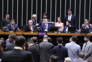 CCJ deve analisar nesta quarta projetos que endurecem regras para crimes contra crianças nas redes