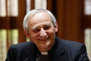 Cardeal Zuppi: “Língua latina, riqueza e bem comum”
