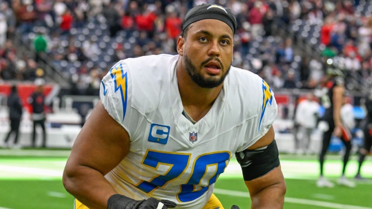 Chargers perdem Rashawn Slater para a temporada com ruptura patelar