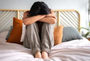 ChatGPT não é terapeuta: entenda riscos de usar IA para lidar com emoções