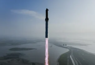 Em seu 10º teste, Starship interrompe série de falhas e faz voo perfeito