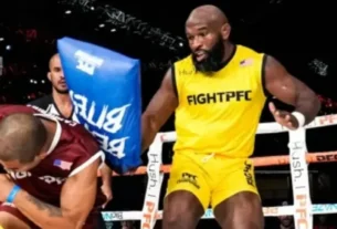 Ex-UFC jogou no Corinthians e agora é campeão nas lutas de travesseiro