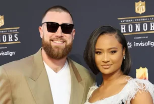 Ex de Travis Kelce Posta Indireta Após Noivado com Taylor Swift Virálizar