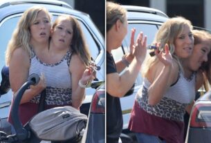Gêmeos conjuntos Abby e Brittany Hensel Stop for McDonald's com recém -nascido