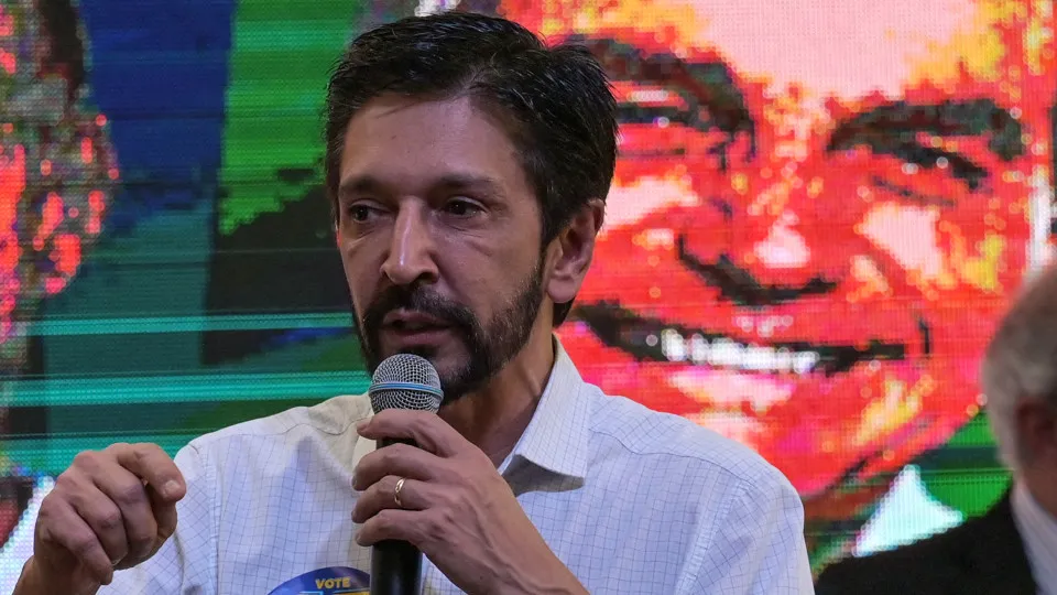 Gestão Nunes dá novo prazo para despejo do Teatro de Contêiner, na Luz