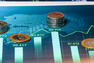 Ibovespa atinge máxima histórica com megaoperação da PF e efeito Tarcísio em pesquisa