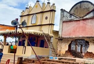 Índia, bispos condenam ataques contra cristãos em Orissa