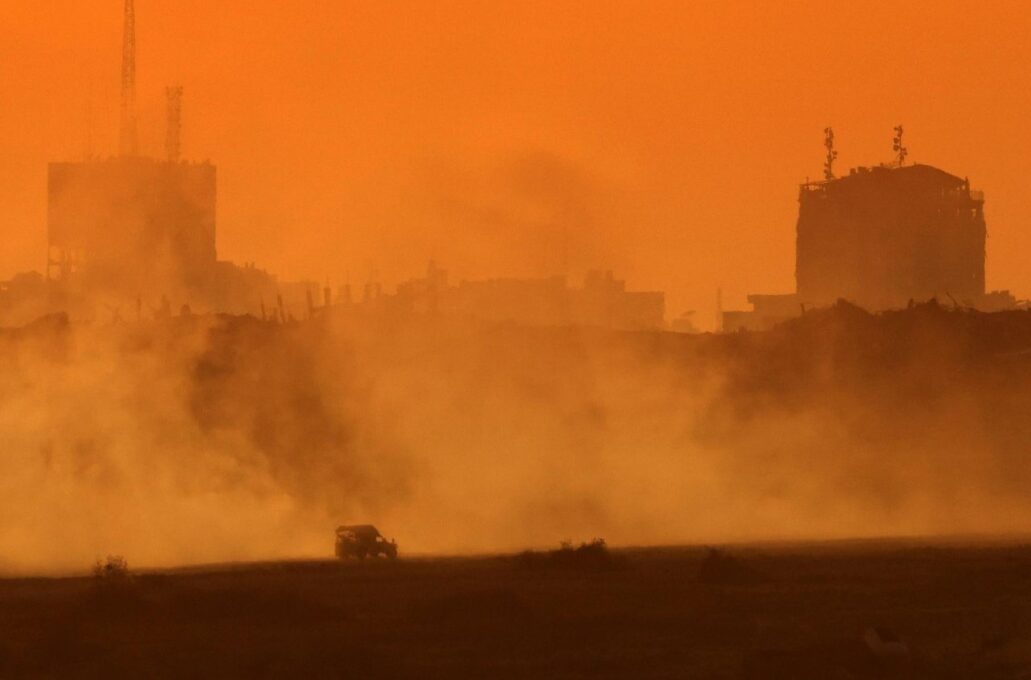Israel aprova projeto de assentamento que divide a Cisjordânia, enquanto prepara ofensiva