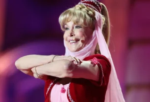Jeannie Faz 94 Anos: um Surpreentende Carreira de Barbara Eden