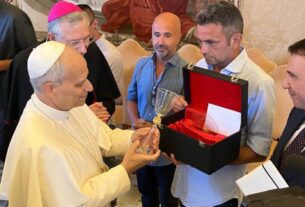 Jubileu: três detentos de Veneza encontram o Papa