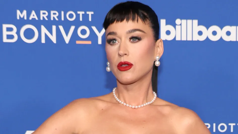 Katy Perry Passará Parte Do Aniversário da Filha no 'Tribunal'