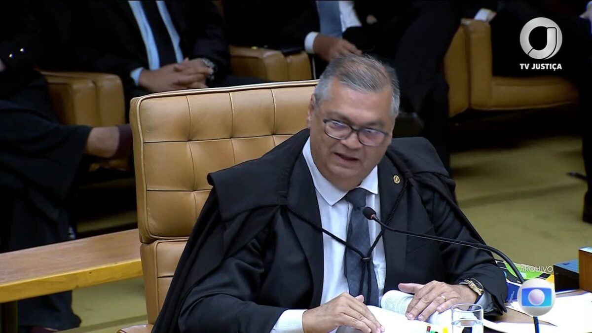 Magnitsky e decisão de Dino deixam bancos em posição ‘delicadíssima’, diz jurista