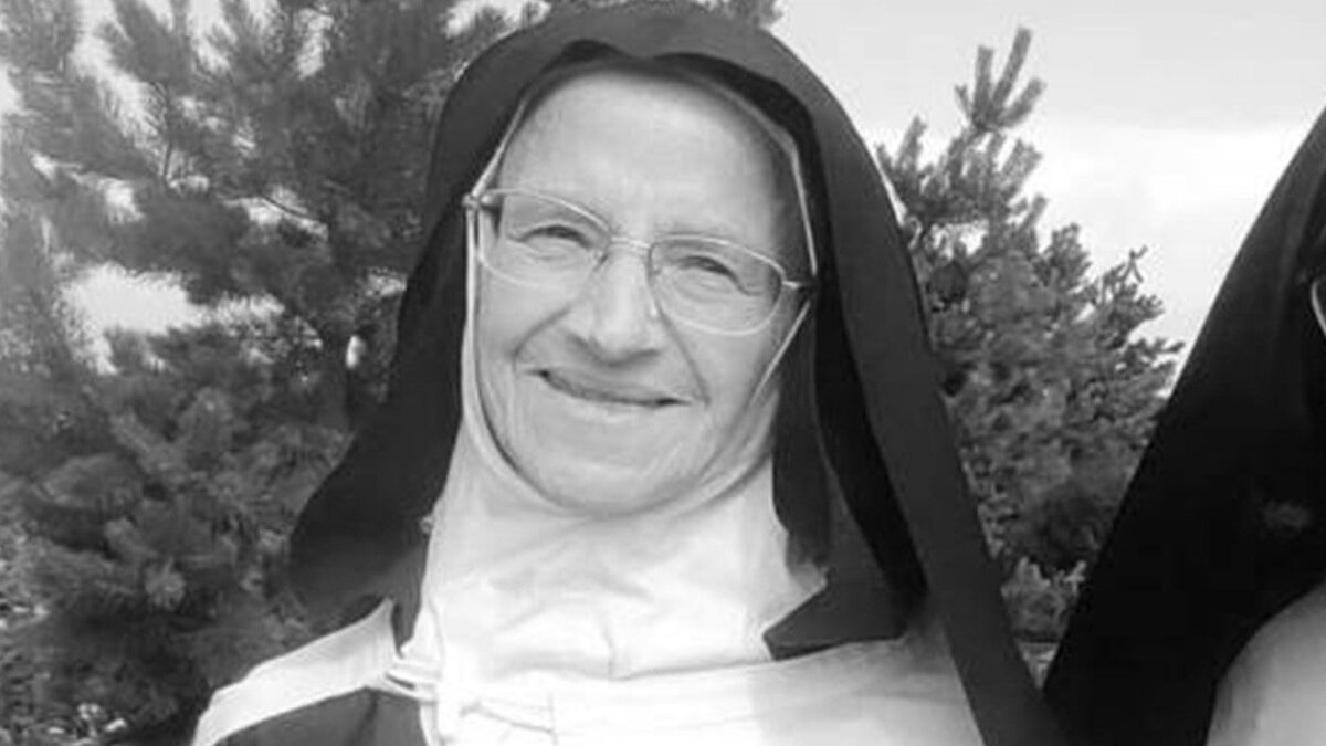O adeus a Ir. Ioanna Teterych O.C.D., fundadora e primeira priora do Carmelo em Ozërnoye