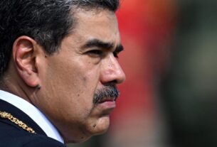 Os Estados Unidos duplicam a recompensa por Maduro, acusado de narcotráfico
