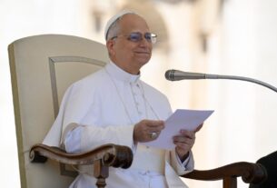 Papa a cristãos na Suécia: enfrentar a divisão com coragem e a indiferença com compaixão