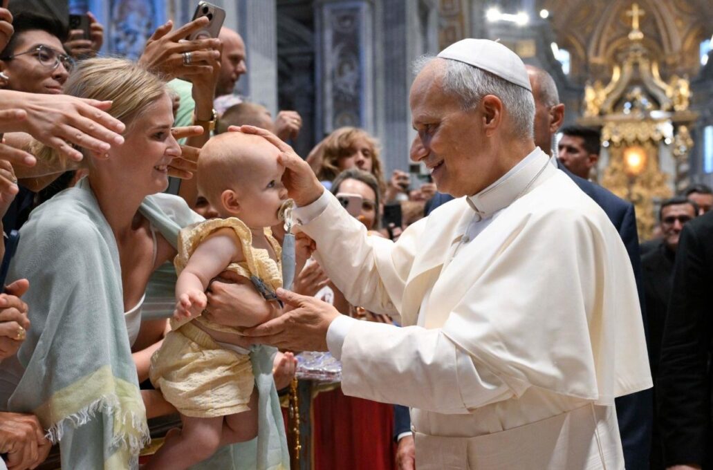 Papa aos fiéis na Basílica Vaticana: renovar a fé aos pés de São Pedro