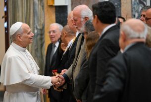 Papa às Escolas de Evangelização Santo André: sejamos todos um em Cristo