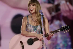 Taylor Swift anuncia 12º álbum em podcast do namorado