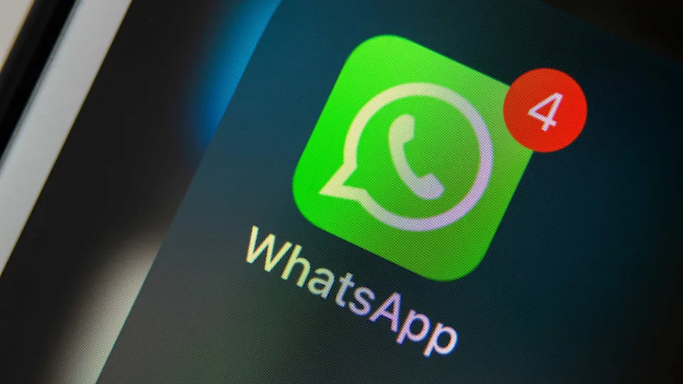 WhatsApp testa recurso de IA para ajudar usuários a escrever mensagens