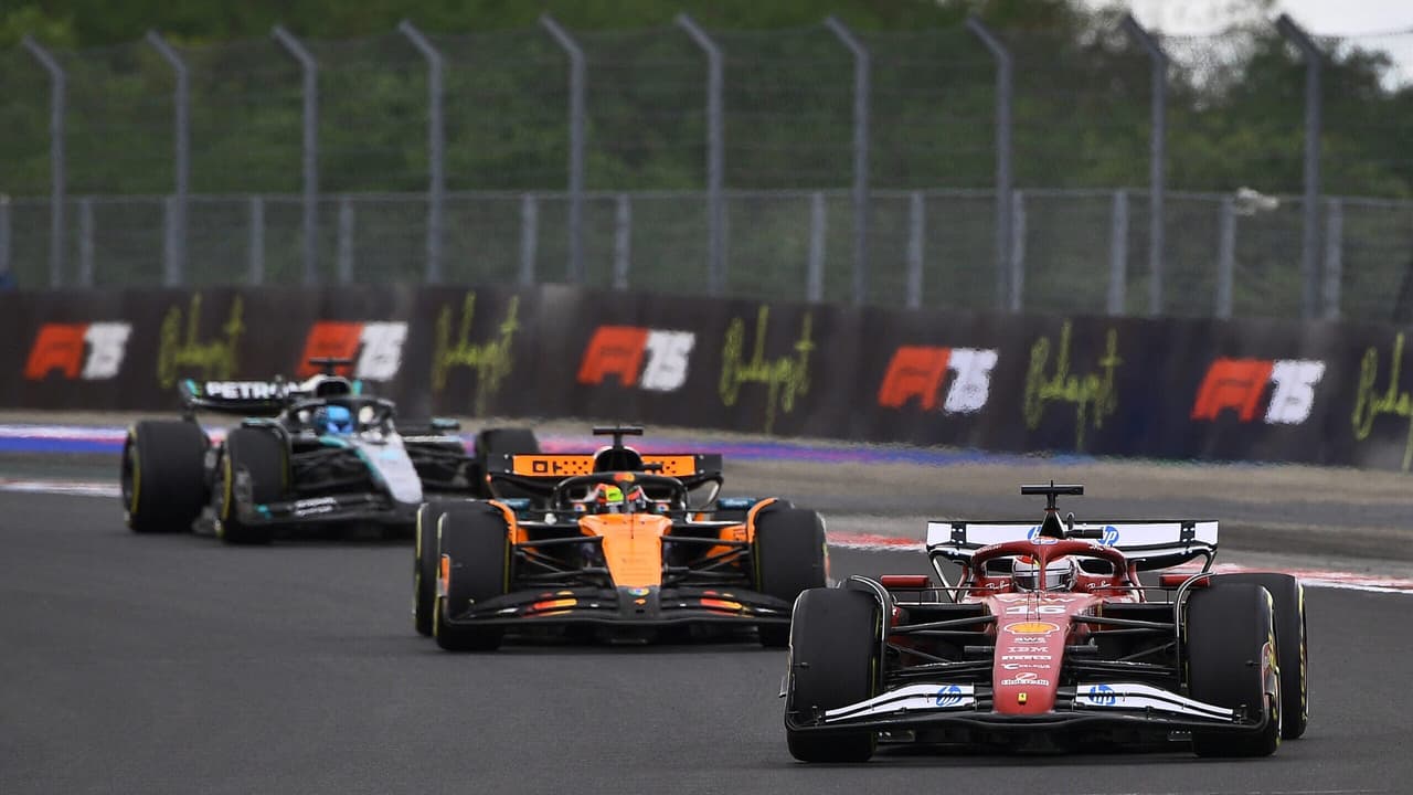 Britânico Lewis Hamilton, da Ferrari, no treino classificatório para o GP da Inglaterra (foto: Andrej ISAKOVIC / AFP)