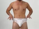 Acho que o rapper que compartilhou essa selfie em seus skivvies!