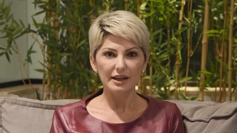 Antonia fontenelle é intimada a pagar r $ 88 mil à atriz giselle itié