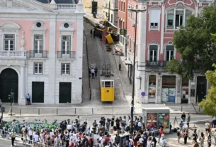 Ao menos um brasileiro está entre feridos em acidente com bondinho de Lisboa