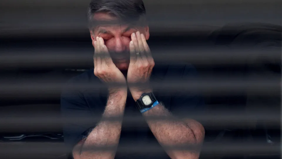 Bolsonaro pede ao STF visita regular de aliado para apoio em cuidados de saúde