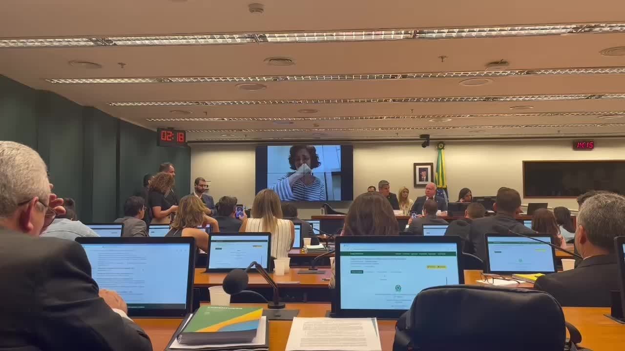 CCJ da Câmara deve concluir análise de possível cassação de Zambelli em um mês