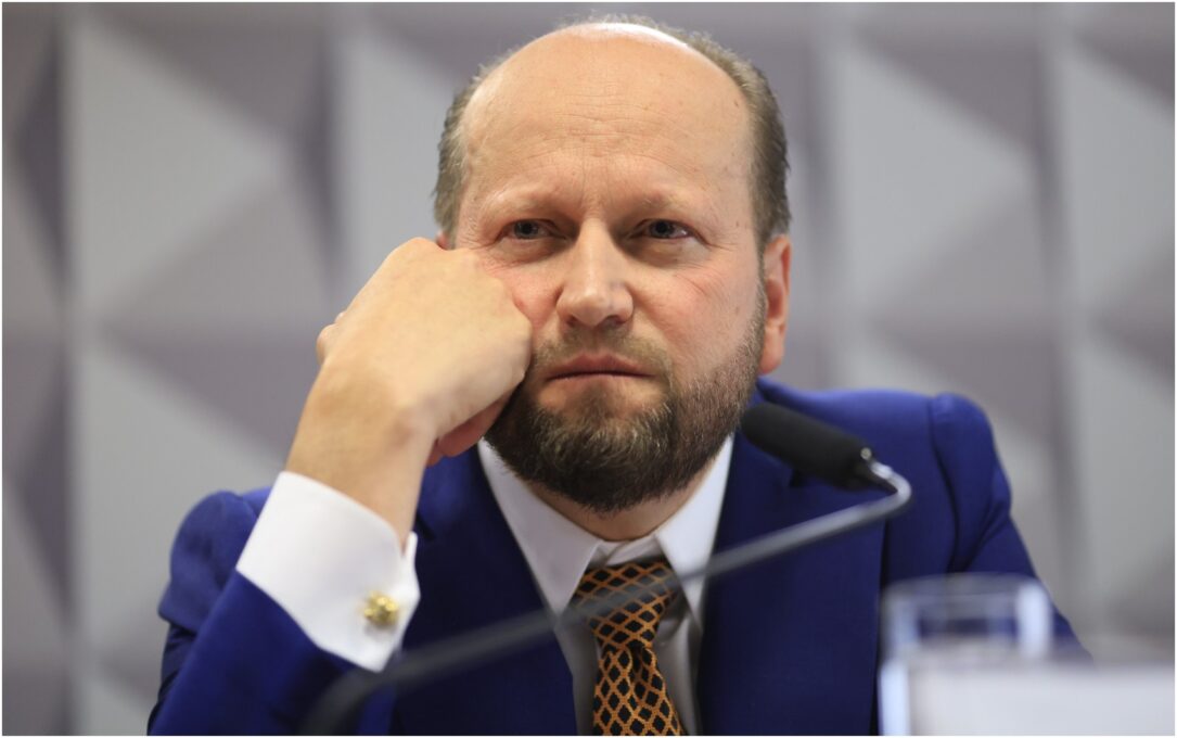 CPI do INSS pede prisão preventiva e quebra sigilos do advogado Nelson Wilians