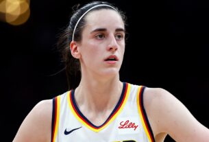 Caitlin Clark diz que não voltará de lesão nesta temporada