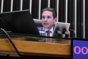 Câmara aprova urgência para projeto que prevê anistia, mas ainda vai definir alcance do texto