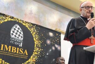 Cardeal Czerny: “A Igreja caminha com os que sofrem, não à frente deles”