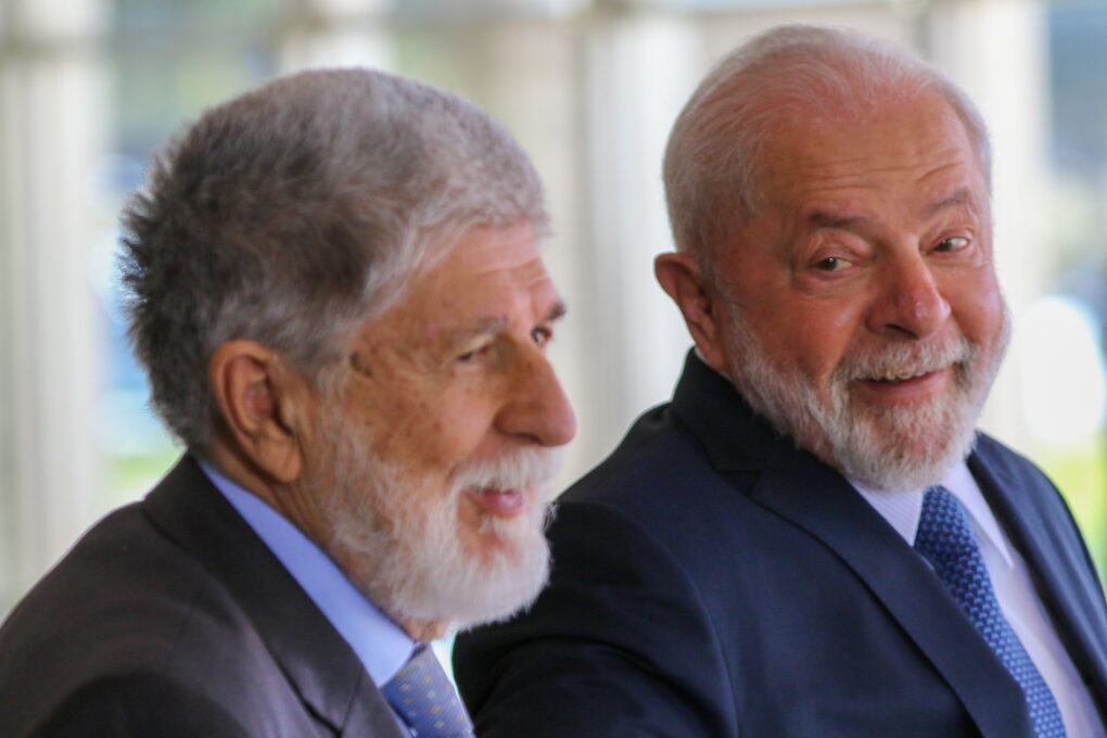 Celso Amorim: ameaça militar dos EUA é 'preocupante', mas não muda julgamento de Bolsonaro