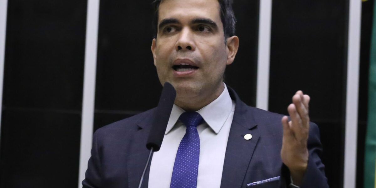 Deputado alvo da PF diz que destinou recursos para cesta básica 