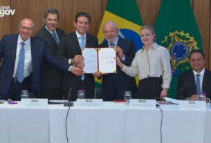 Disputa eleitoral de Renan e Lira alcança isenção do IR para até R$ 5 mil e senador deve apresentar projeto