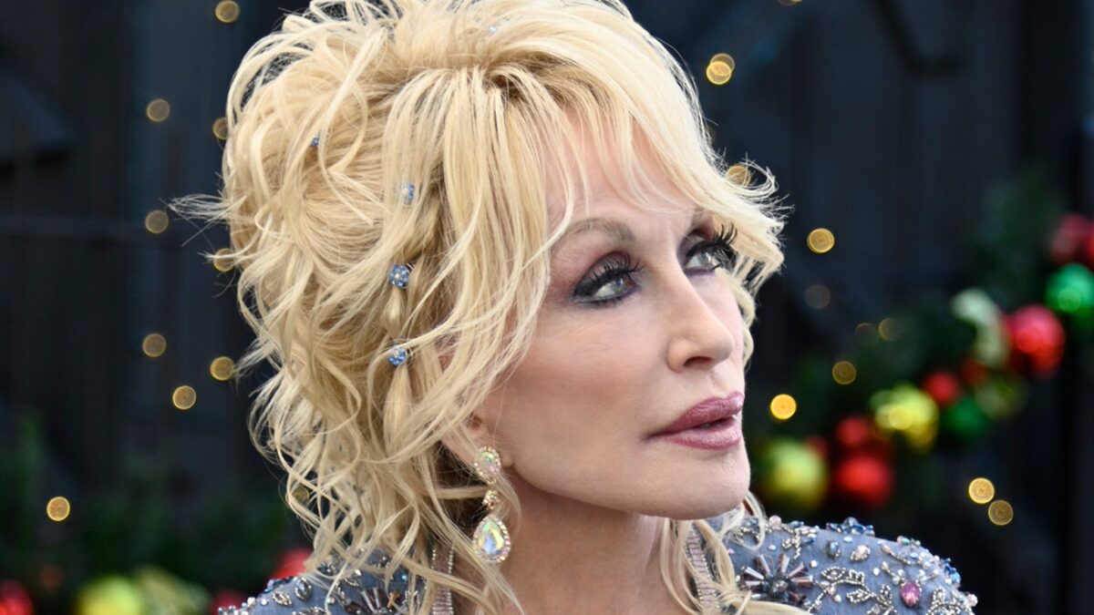 Dolly Parton cancela os shows de Las Vegas devido a sérios problemas de saúde