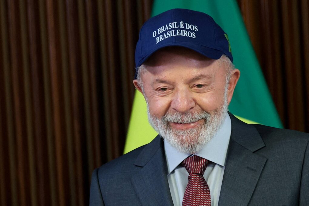 Em evento, Lula elogia ministro da Educação e faz piada: 'nem o Fux seria capaz de ser igual a você'